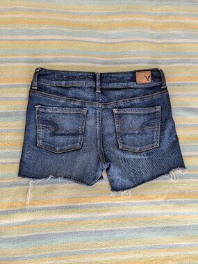 ⭐ American Eagle Super Stretch Cutoff Roll-up Shorts Size 4